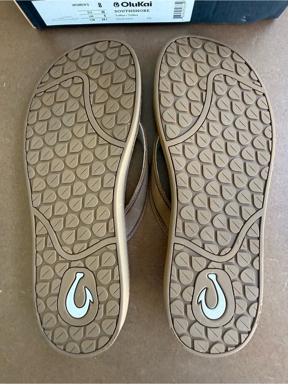 OluKai Southshore Flip Flops in Toffee - Picture 5 of 5